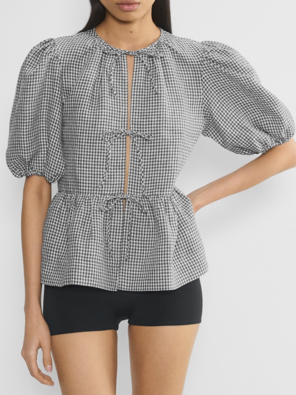Aritzia Wilfred Violette Linen Blouse Size Large Black White Check Tie Front